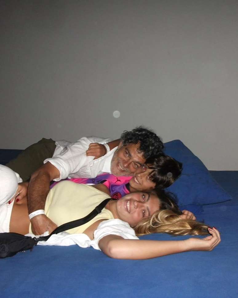 Eduardo Moscovis com seus filhos