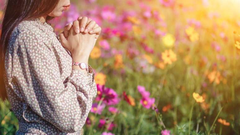 வார இறுதி பிரார்த்தனையைப் பார்க்கவும்