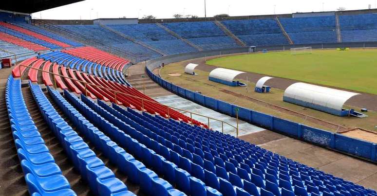 Est&aacute;dio Municipal Jacy Scaff, mais conhecido como Est&aacute;dio do Caf&eacute; &ndash;