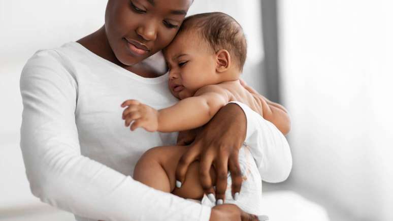 Beb&ecirc; chorando_depositphotos.com / Milkos