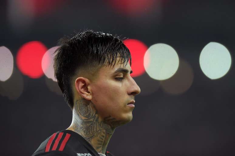 Erick Pulgar, meia do Flamengo &ndash; Dhavid Normando/Getty Images