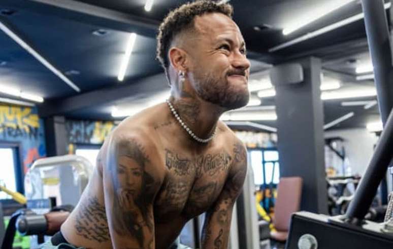 Jogadores busca recuperar melhor forma no Santos &ndash;