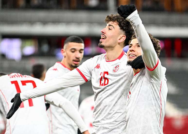 Tun&iacute;sia marcou o gol da vit&oacute;ria no in&iacute;cio da partida &ndash;