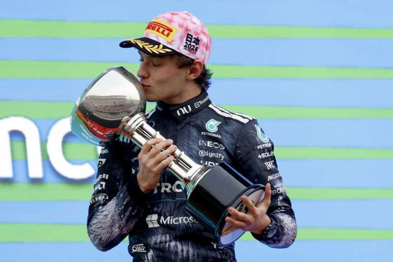 Kimi Antonelli &eacute; o novo l&iacute;der do Mundial de F1