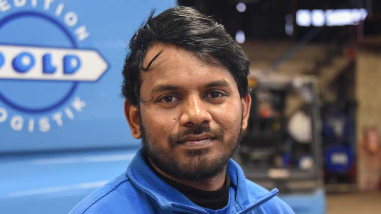 Ajay Kumar Chandapaka saiu do sul da &Iacute;ndia para ser motorista de caminh&atilde;o na Alemanha