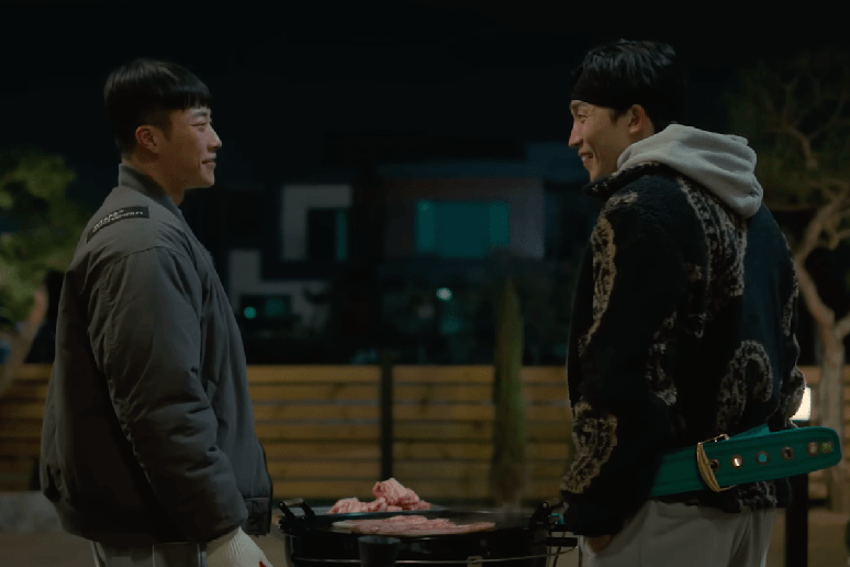 A segunda temporada de &ldquo;C&atilde;es de Ca&ccedil;a&rdquo; traz novos desafios para a dupla de boxeadores, agora envolvidos em uma rede internacional dominada por um antagonista implac&aacute;vel 