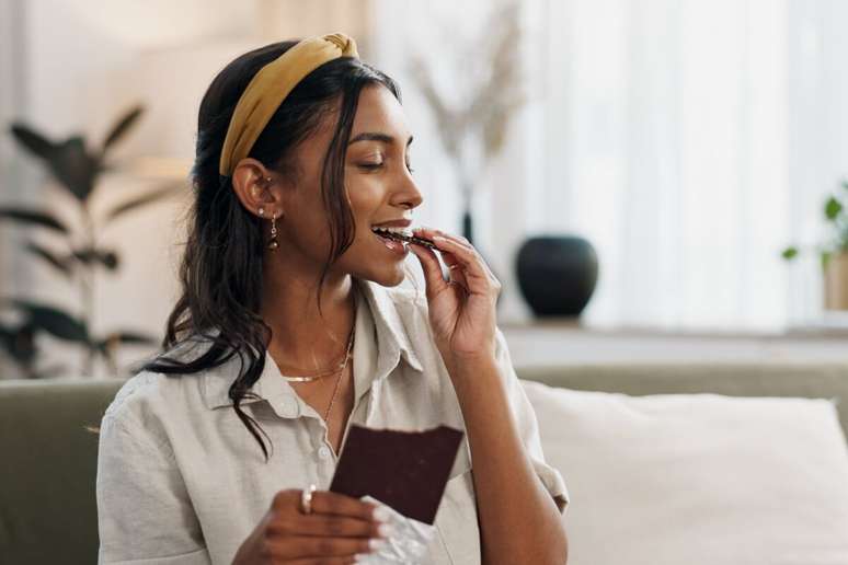 O chocolate amargo &eacute; rico em compostos bioativos que favorecem a sa&uacute;de 