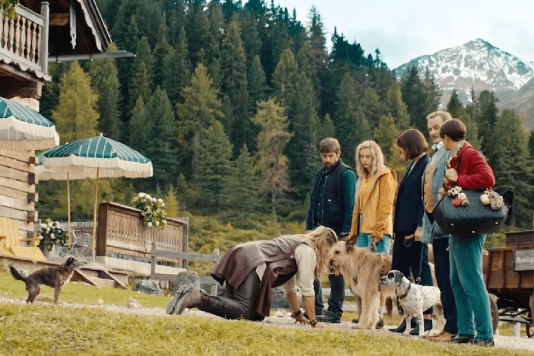 &ldquo;Comer, Rezar, Ladrar&rdquo; mostra tutores de c&atilde;es exc&ecirc;ntricos enfrentando seus pr&oacute;prios conflitos durante um treinamento em meio aos Alpes 