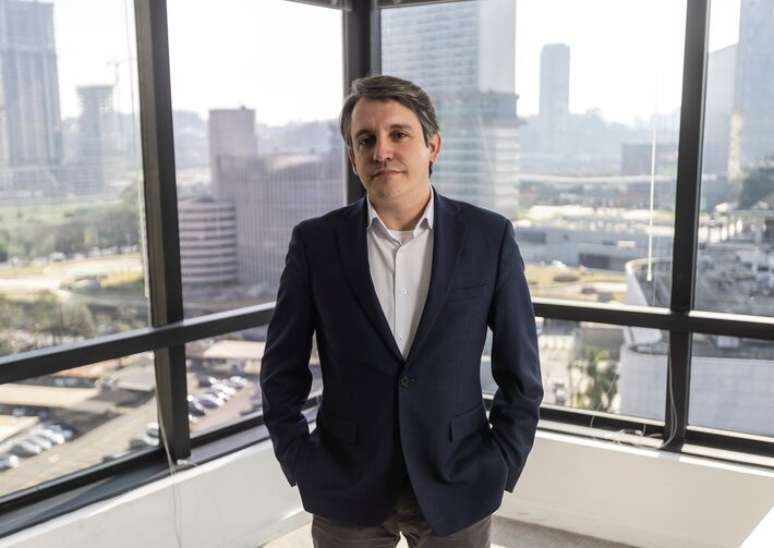 Alberto Pagano, diretor de log&iacute;stica da divis&atilde;o de celulose do grupo chileno Arauco, no Brasil