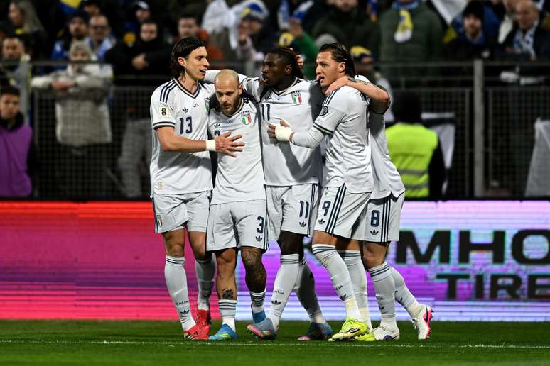 Kean comemorando o primeiro gol 