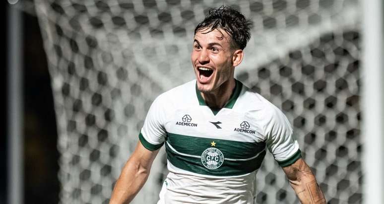 Levaga &eacute; um dos destaques do Coritiba &ndash;