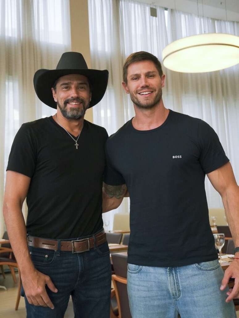 Ex-participantes compartilham momento juntos nas redes sociais