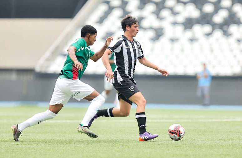 Palmeiras derrubou uma sequ&ecirc;ncia de oito jogos de invencibilidade do Botafogo como mandante no Sub-20 &ndash;