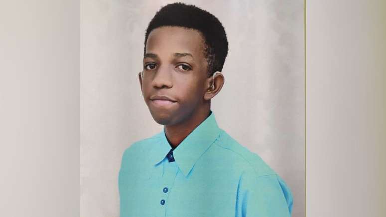 Carlos Daniel Caetano Prado foi aprovado em 1&ordm; lugar no curso de Educa&ccedil;&atilde;o F&iacute;sica pelo programa Aprova Paran&aacute; Universidades