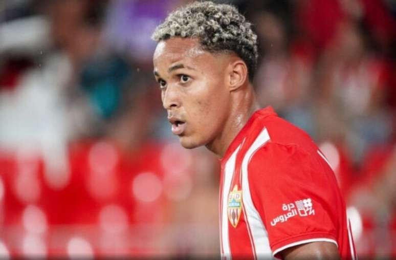 Proveniente da base do Flamengo, L&aacute;zaro chegou ao Almer&iacute;a em 2022 &ndash;