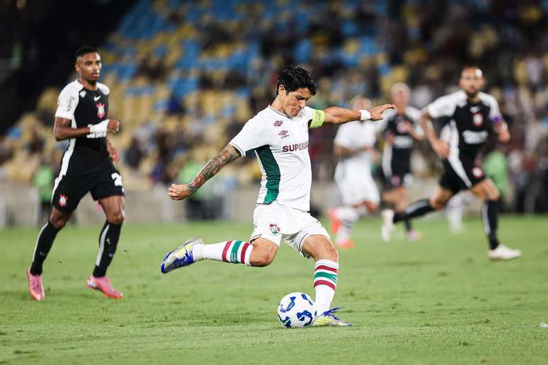 &Uacute;ltima derrota do Fluminense como mandante foi diante do Corinthians &ndash;