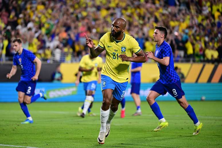 Igor Thiago comemorando o segundo gol da Sele&ccedil;&atilde;o Brasileira 