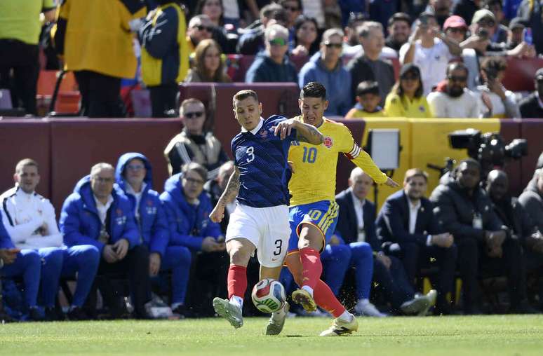 James em partida contra a Fran&ccedil;a &ndash;