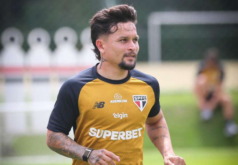 Artur estreou diante do Inter na &uacute;ltima quarta-feira &ndash; Erico Leonan / S&atilde;o Paulo FC