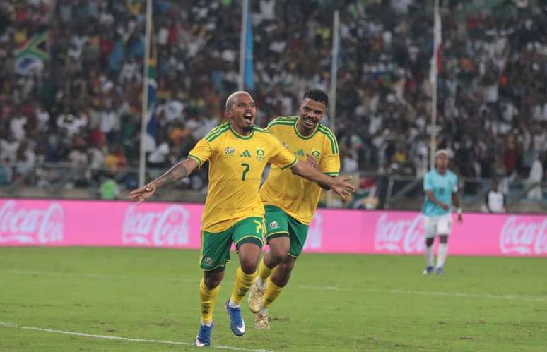 Bafana Bafana se classificaram apesar de puni&ccedil;&atilde;o &ndash;