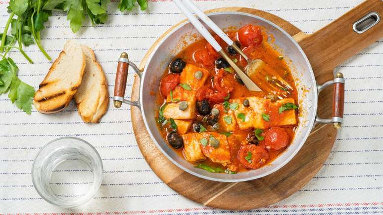 'Por ser considerado um peixe de longa conserva&ccedil;&atilde;o, muitos fi&eacute;is consumiam o bacalhau durante toda a quaresma', diz Medeiros