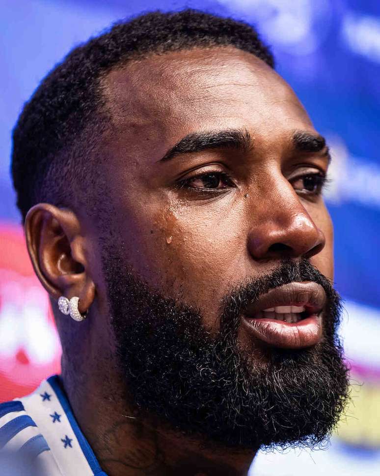 Gerson afirma que estar sendo v&iacute;tima de vingan&ccedil;a &ndash;