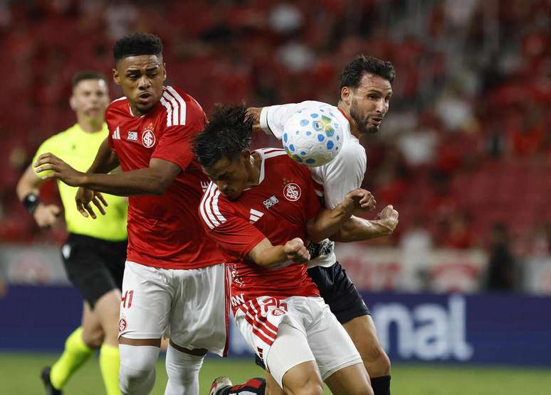 Internacional ficou no 1 a 1 com o S&atilde;o Paulo &ndash;