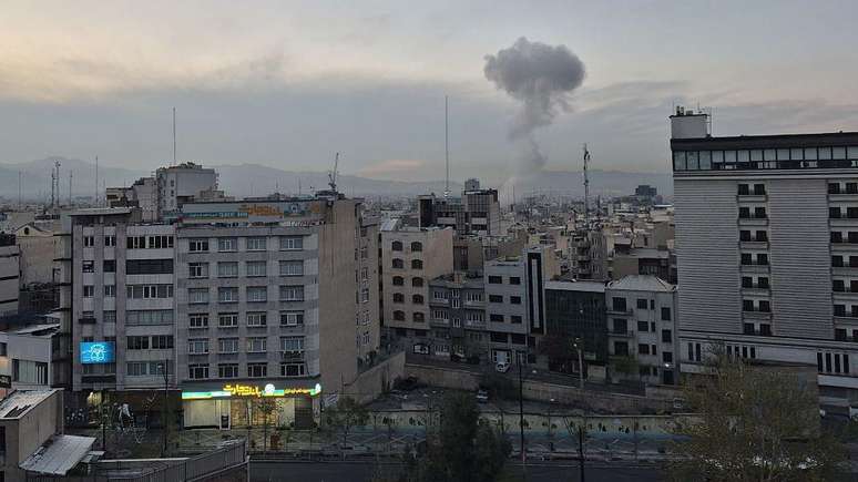 Israel n&atilde;o parou de atacar o Ir&atilde;