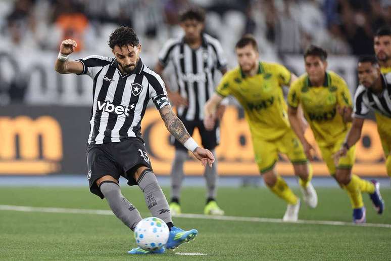 Alex Telles n&atilde;o d&aacute; chance para Walter; vit&oacute;ria do Botafogo sobre o Mirassol no RJ &ndash;