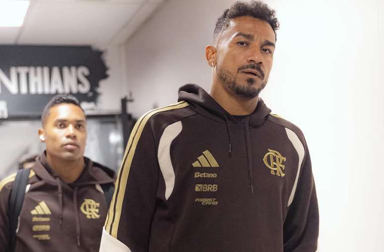 Danilo n&atilde;o ficou nem um pouco satisfeito com derrota do Flamengo em Bragan&ccedil;a &ndash;