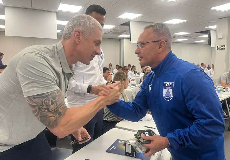 Anderson Daronco (RS) recebe patch PRO da CBF &ndash;