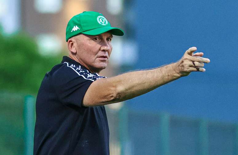 Chapecoense demitiu o t&eacute;cnico Gilmar Dal Pozzo ap&oacute;s a goleada diante do Atl&eacute;tico &ndash;