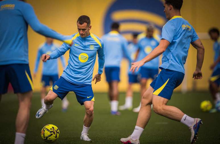 Atividade de prepara&ccedil;&atilde;o do Barcelona antes de encarar o Atl&eacute;tico &ndash;