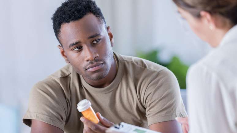 A psican&aacute;lise se op&otilde;e &agrave; predomin&acirc;ncia de solu&ccedil;&otilde;es tempor&aacute;rias e de medicamentos no cuidado com a sa&uacute;de mental