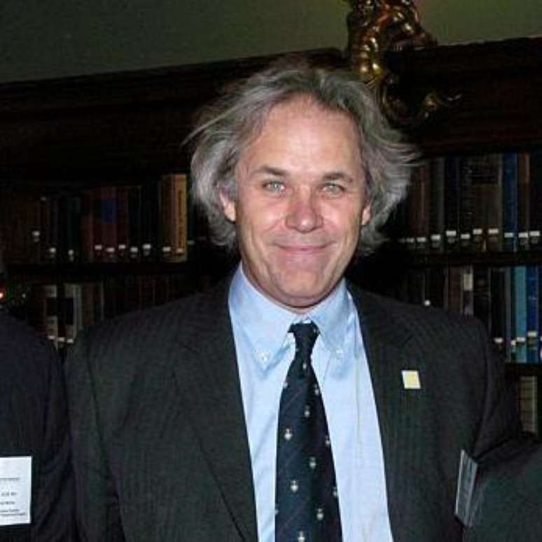 O psicanalista sul-africano Mark Solms, que aplica os conceitos desenvolvidos por Freud &agrave; neurologia