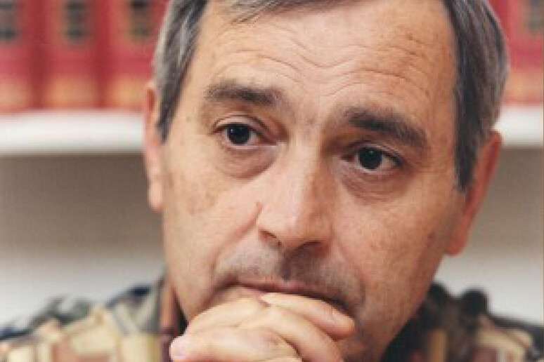 Jornalista faleceu em sua resid&ecirc;ncia no norte da It&aacute;lia