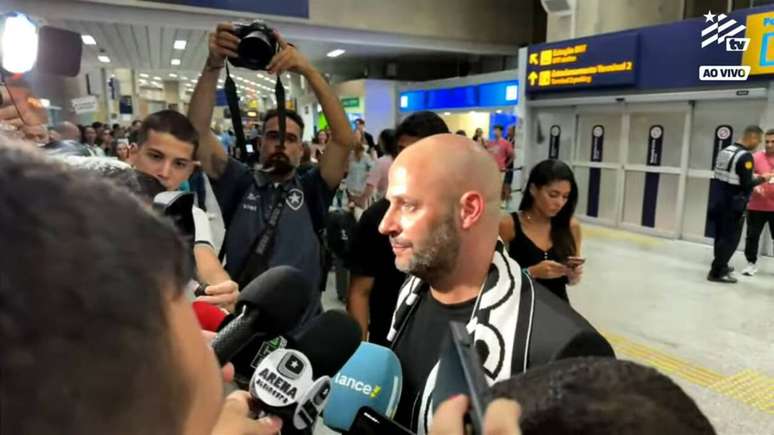 కోచ్ ఫ్రాంక్లిమ్ కార్వాల్హో ఇటీవలే గ్లోరియోసోకు వచ్చారు - పునరుత్పత్తి/బొటాఫోగో TV