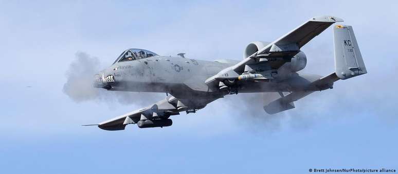 Al&eacute;m de um ca&ccedil;a F-15, o Ir&atilde; abateu um avi&atilde;o A-10 (foto), que caiu no Kuwait e cujo piloto foi resgatado