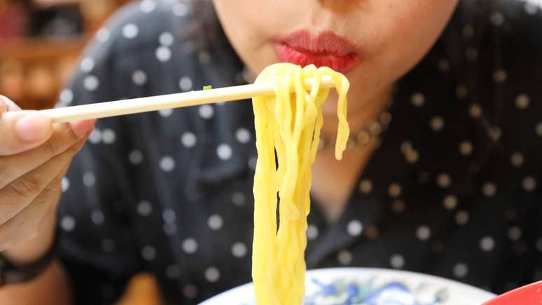 A ado&ccedil;&atilde;o do Hara Hachi Bu pode ser feita gradualmente, sem mudan&ccedil;as bruscas ou planos alimentares restritivos &ndash; depositphotos.com / kimberrywood