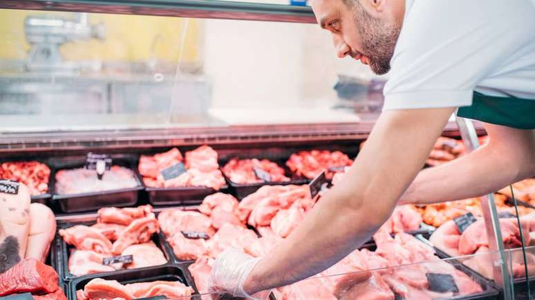 Nem vil&atilde; nem solu&ccedil;&atilde;o m&aacute;gica: a carne pode ter papel na sa&uacute;de cerebral, dependendo do seu DNA &ndash; depositphotos.com / ArturVerkhovetskiy