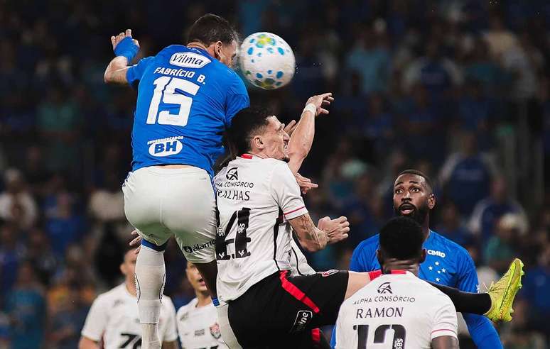 Vit&oacute;ria vem de derrota fora de casa para o Cruzeiro &ndash;