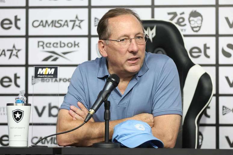 జాన్ టెక్స్టర్, SAF బొటాఫోగో యజమాని మరియు ఈగిల్ గ్రూప్ యొక్క బలమైన వ్యక్తి –