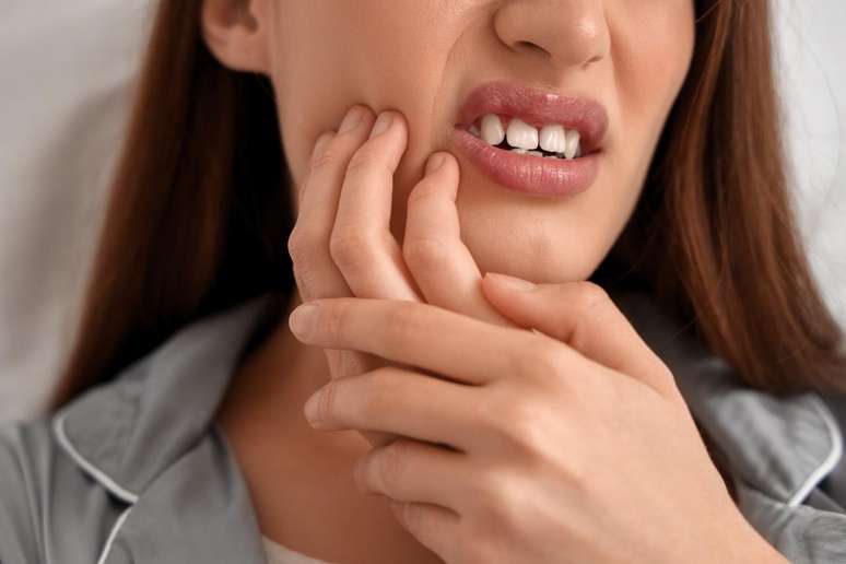 Confira as causas da dor de dente