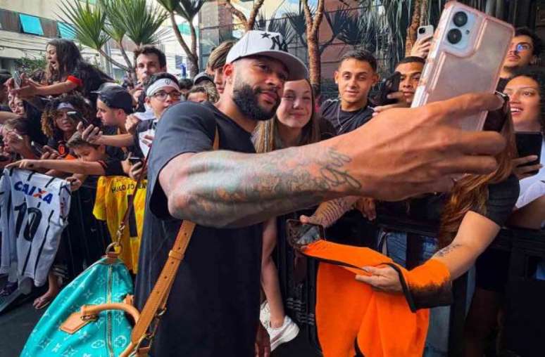 Memphis teve sua &uacute;ltima atua&ccedil;&atilde;o pelo Corinthians contra o Flamengo, pelo Brasileir&atilde;o &ndash;