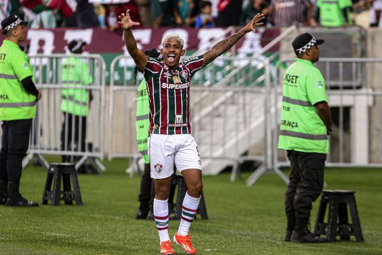 John Kennedy marcou o terceiro gol da vit&oacute;ria contra o Alianza Lima. (FOTO DE MARCELO GON&Ccedil;ALVES / FLUMINENSE FC)