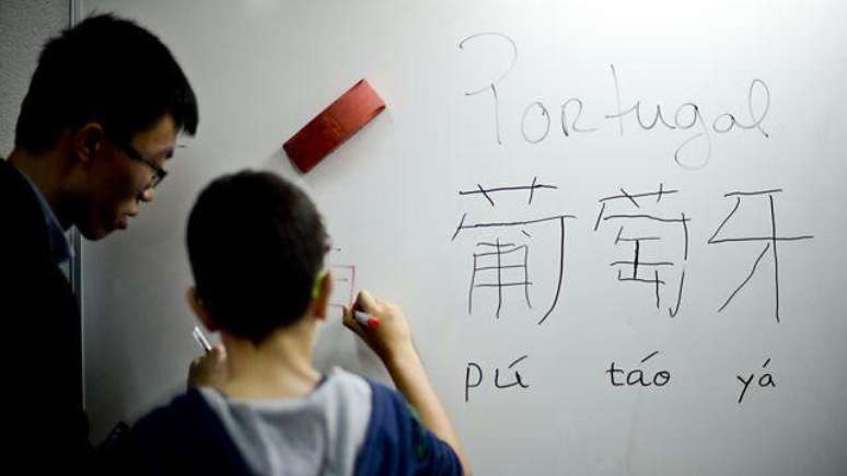 Os experimentos que simulam o aprendizado de idiomas no mundo real podem trazer resultados surpreendentemente r&aacute;pidos