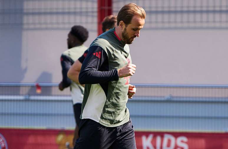 Harry Kane durante treinamento do Bayern antes de encarar o Real Madrid &ndash;