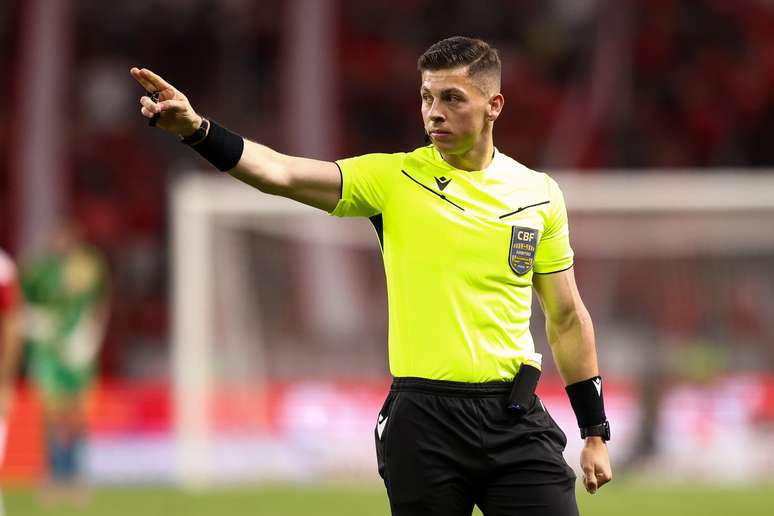 &Aacute;rbitro Lucas Casagrande 