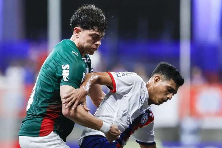 Alviverde vence o Bahia e amplia vantagem na lideran&ccedil;a do Brasileir&atilde;o &ndash;