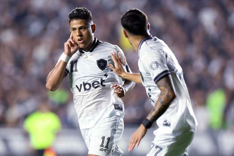 Matheus Martins acirrou a disputa pela titularidade no Botafogo &ndash;